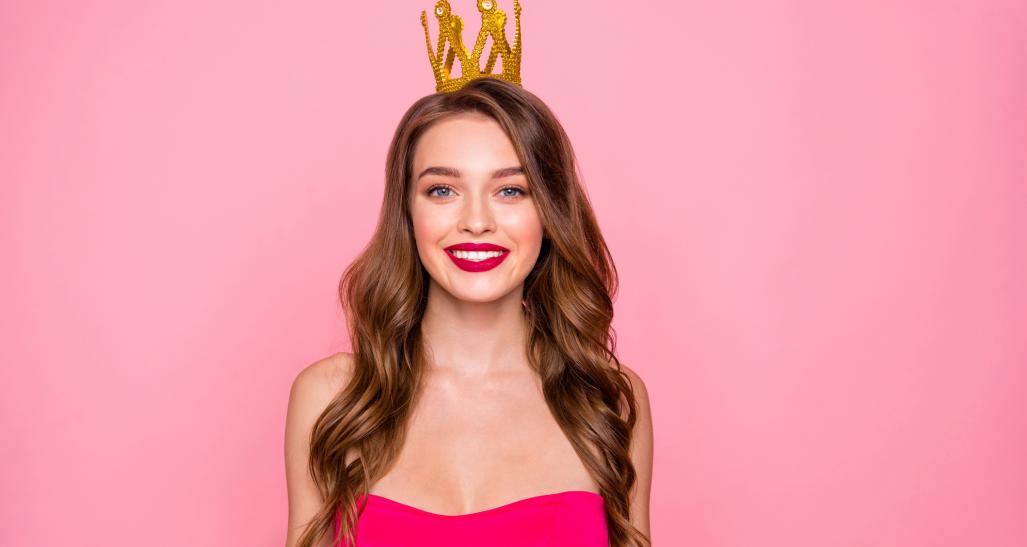 Prom queen wearing a gold crown